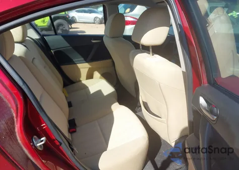 2010 Mazda Mazda3 I Touring z USA, uszkodzony, nr VIN JM1BL1SF4A1199069